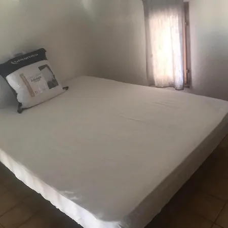 Saint-pierre La Mer Apartmán *